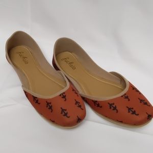 Fuchsia handmade leather flats, Zinnia, UNWORN!